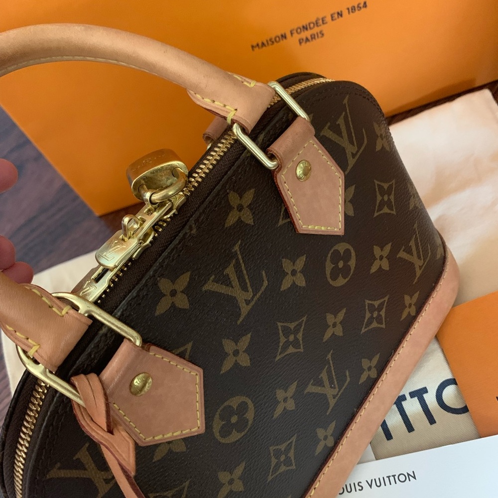 COPY - Authentic Louis Vuitton Alma BB monogram